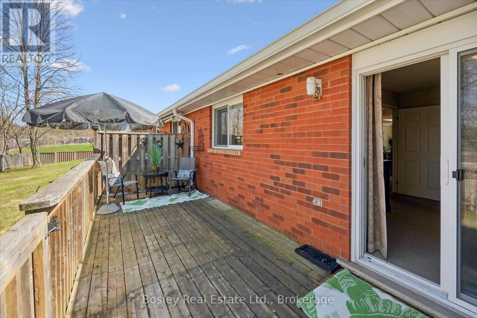 ##29 1030 COLBORNE STREET E - 32