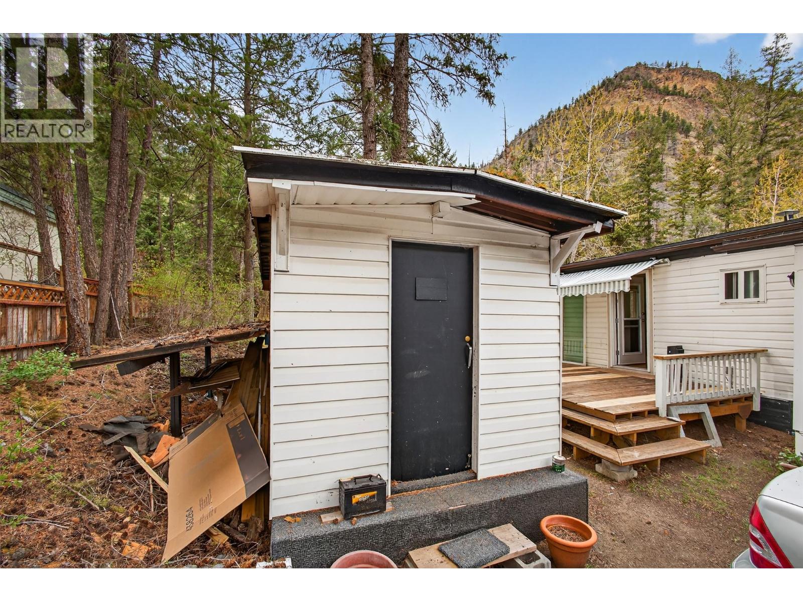 1514 HWY 3A Unit# 16, Keremeos