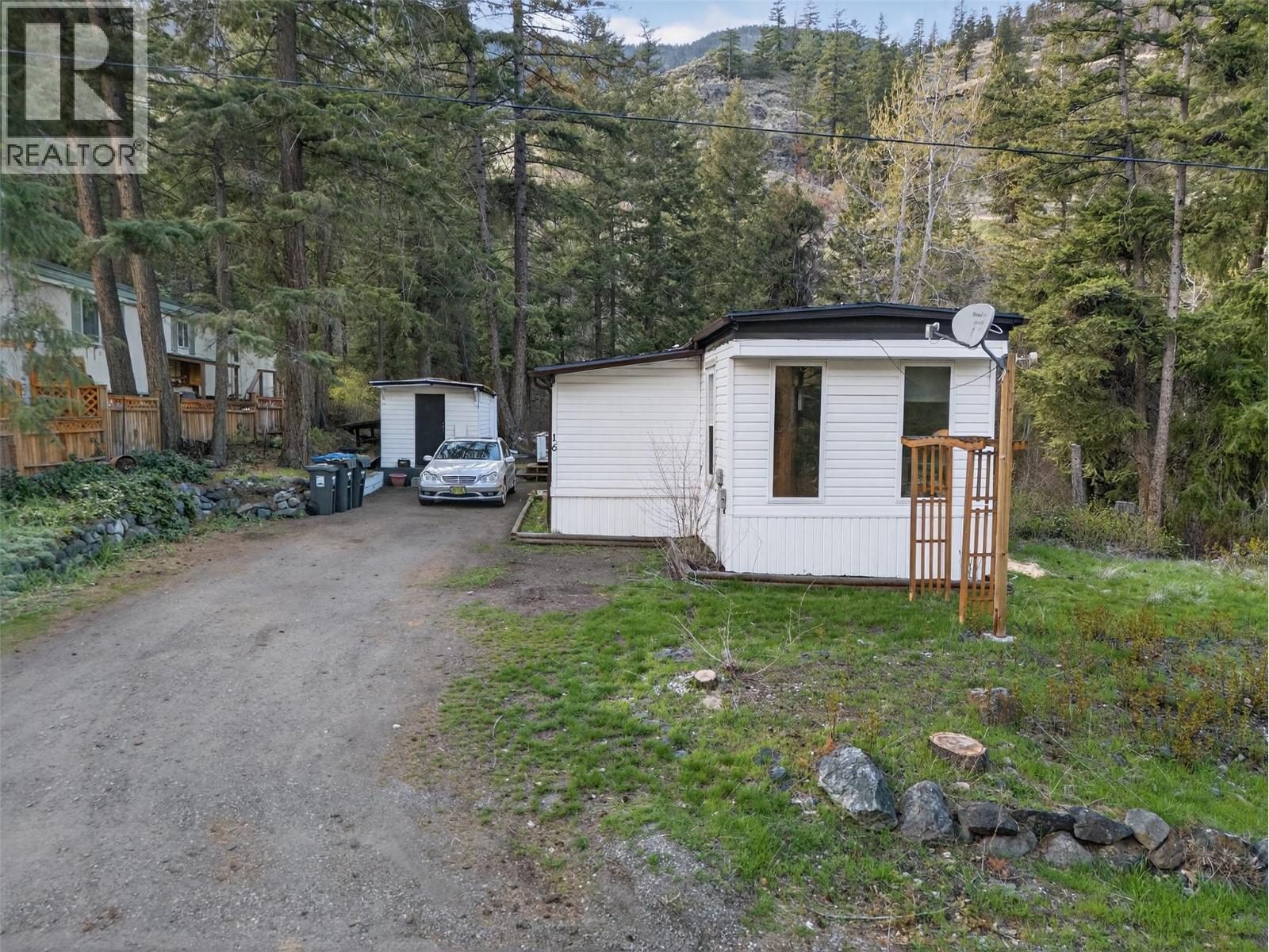 1514 HWY 3A Unit# 16, Keremeos