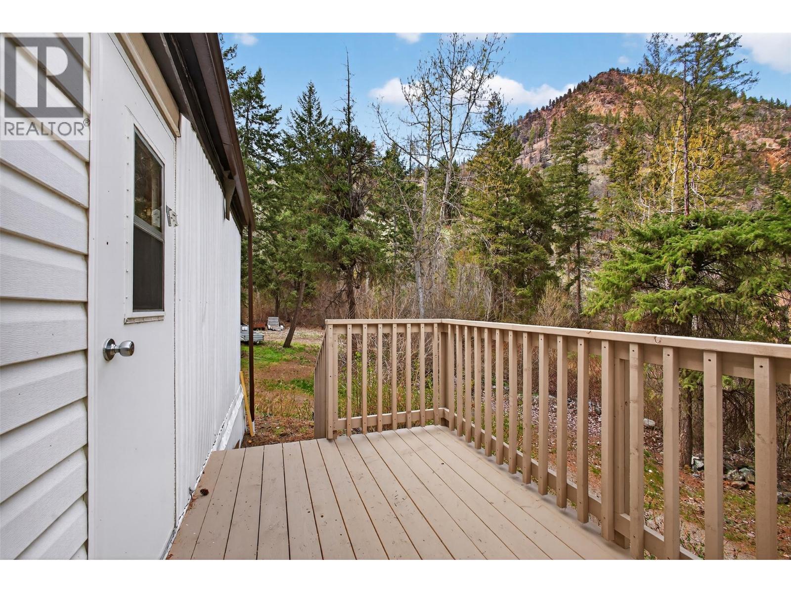 1514 HWY 3A Unit# 16, Keremeos