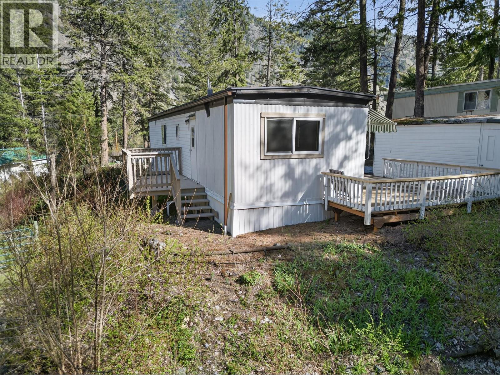 1514 HWY 3A Unit# 16, Keremeos