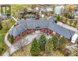 Great room - 393 Old Onondaga Road E, Brant, ON N3T5L4 Photo 8