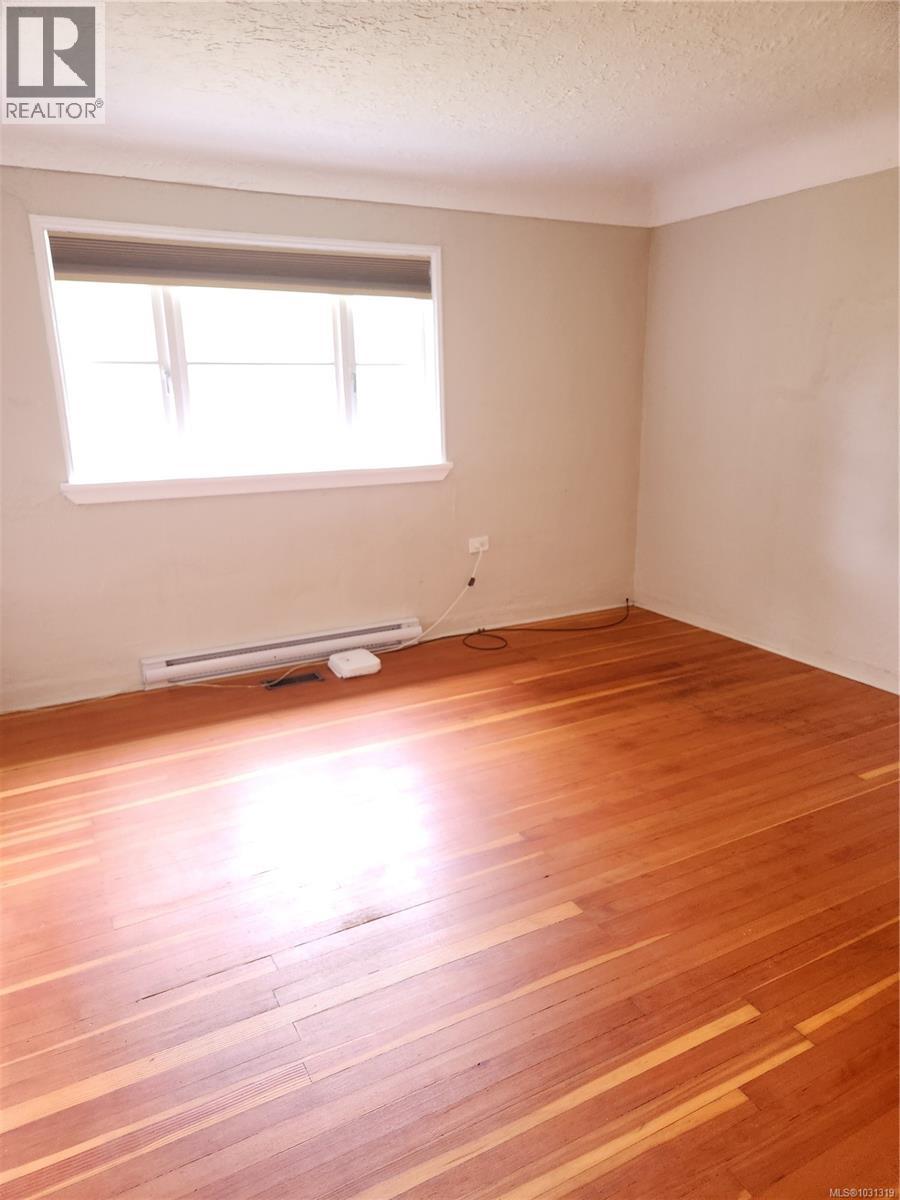 4371 Shelbourne St - 5