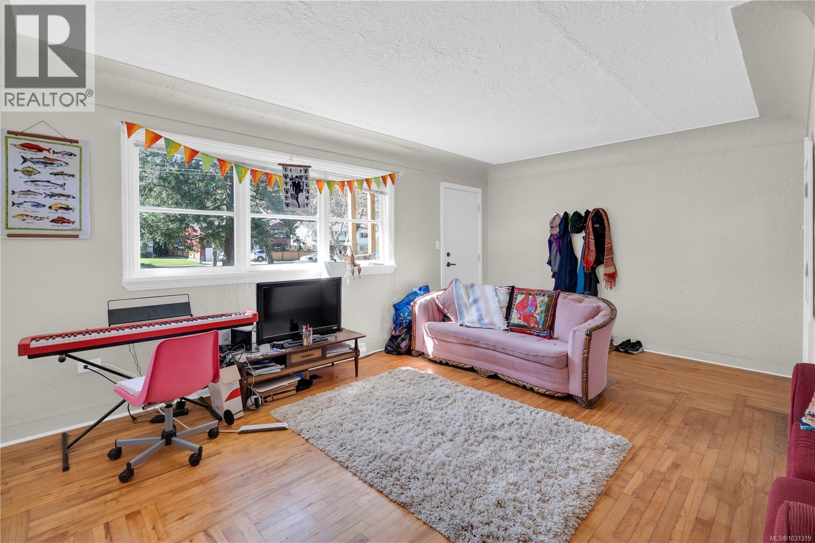 4371 SHELBOURNE ST - 11