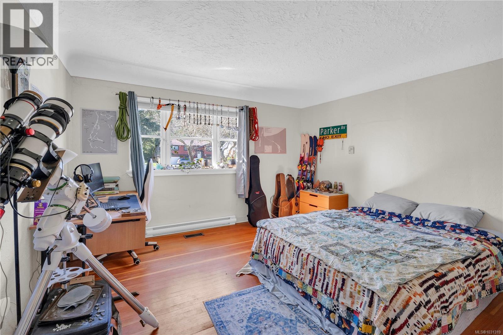 4371 Shelbourne St - 20