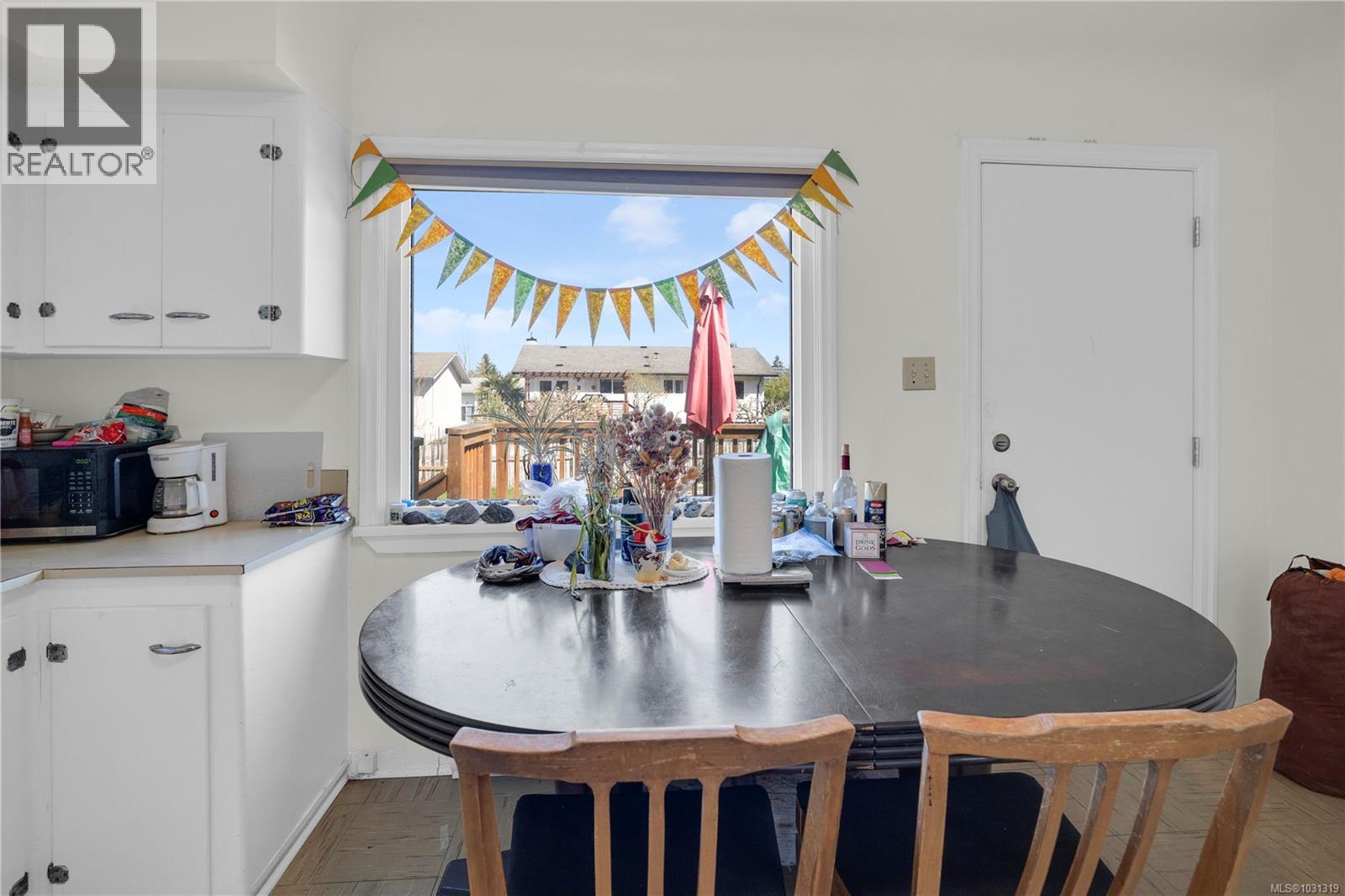 4371 SHELBOURNE ST - 18