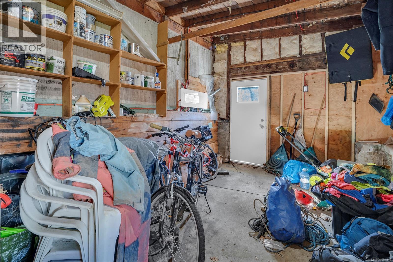 4371 Shelbourne St - 25