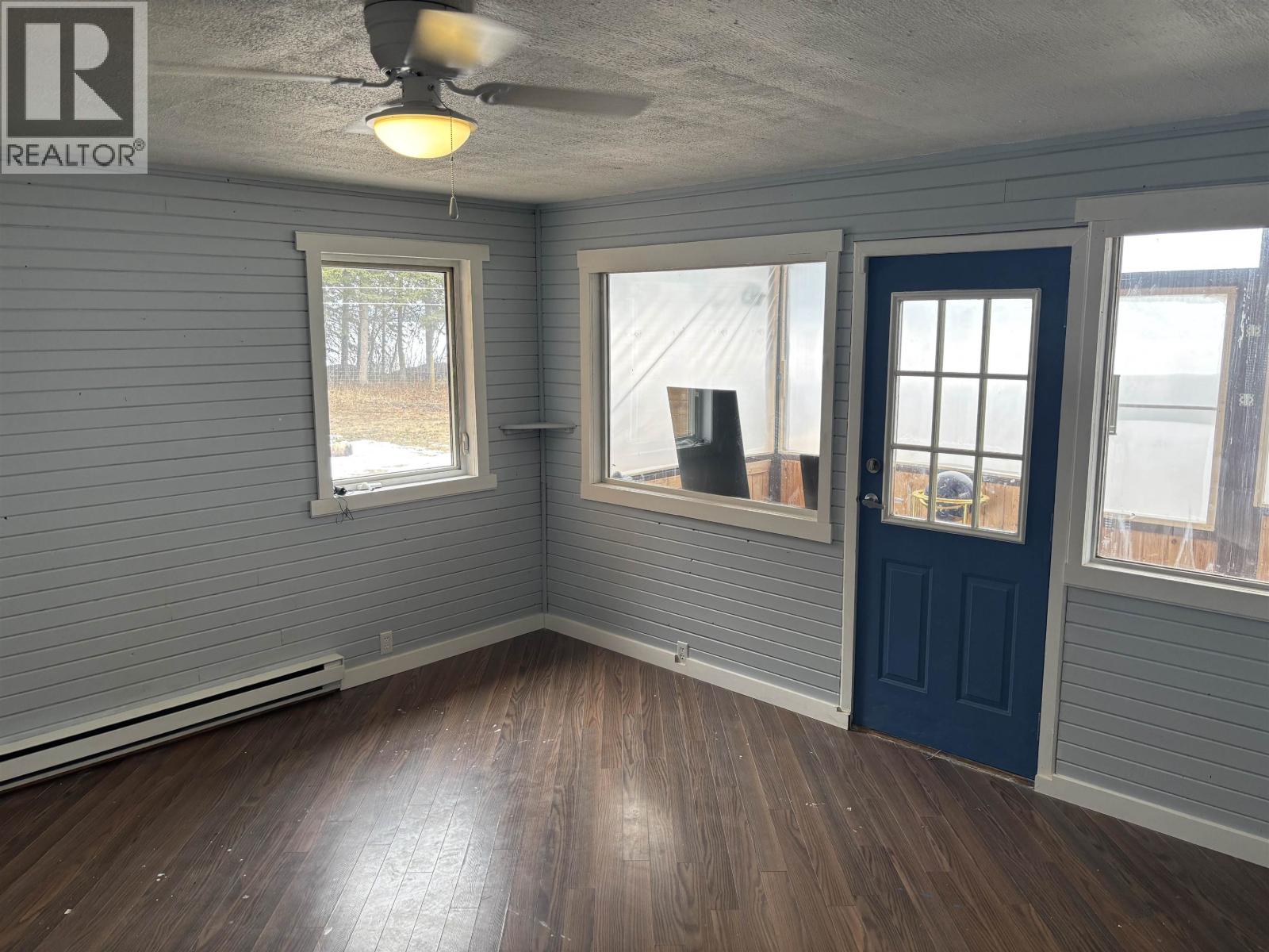 7054 YORK DRIVE - 21