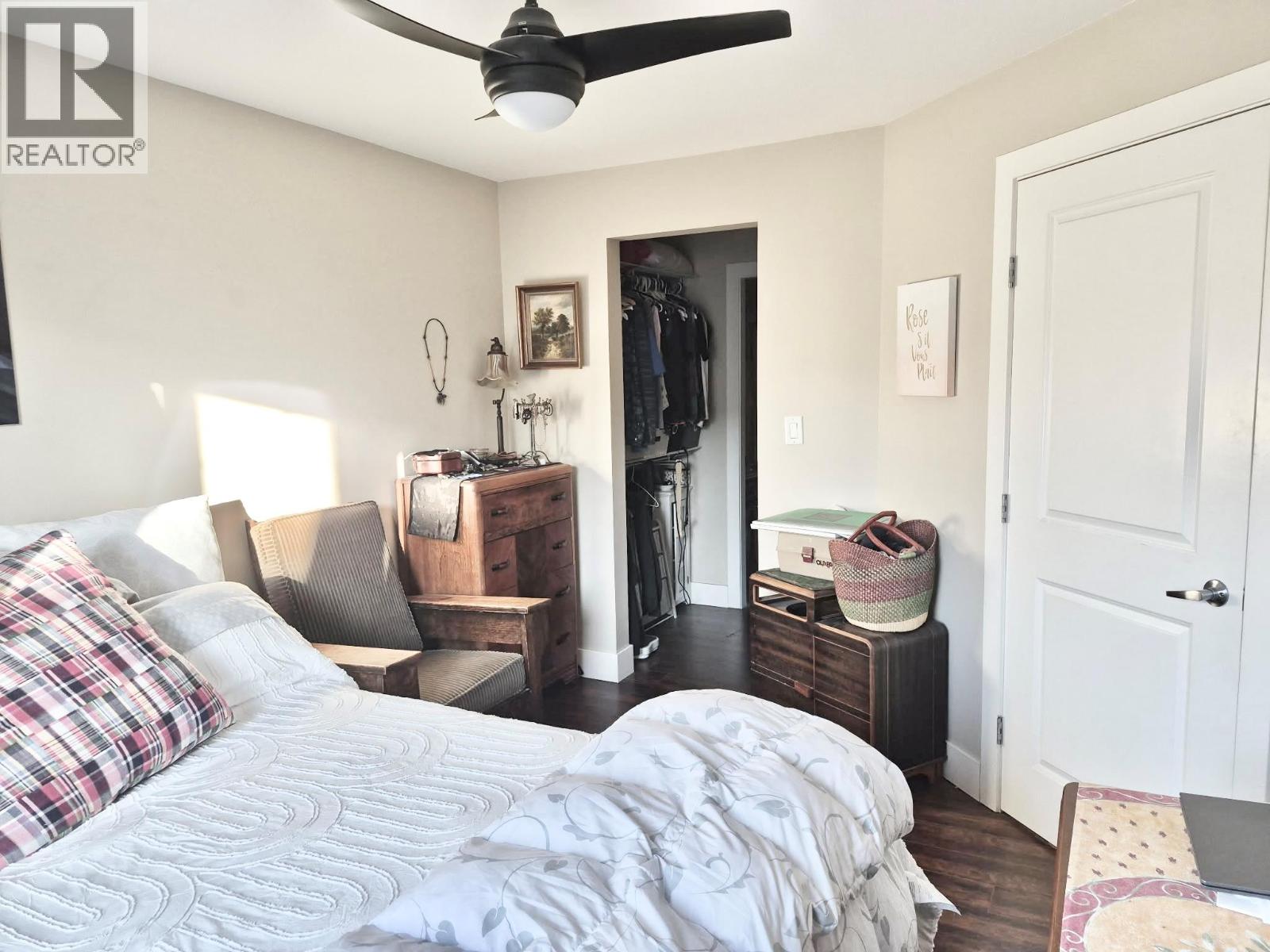 #318 246 HASTINGS AVENUE - 10