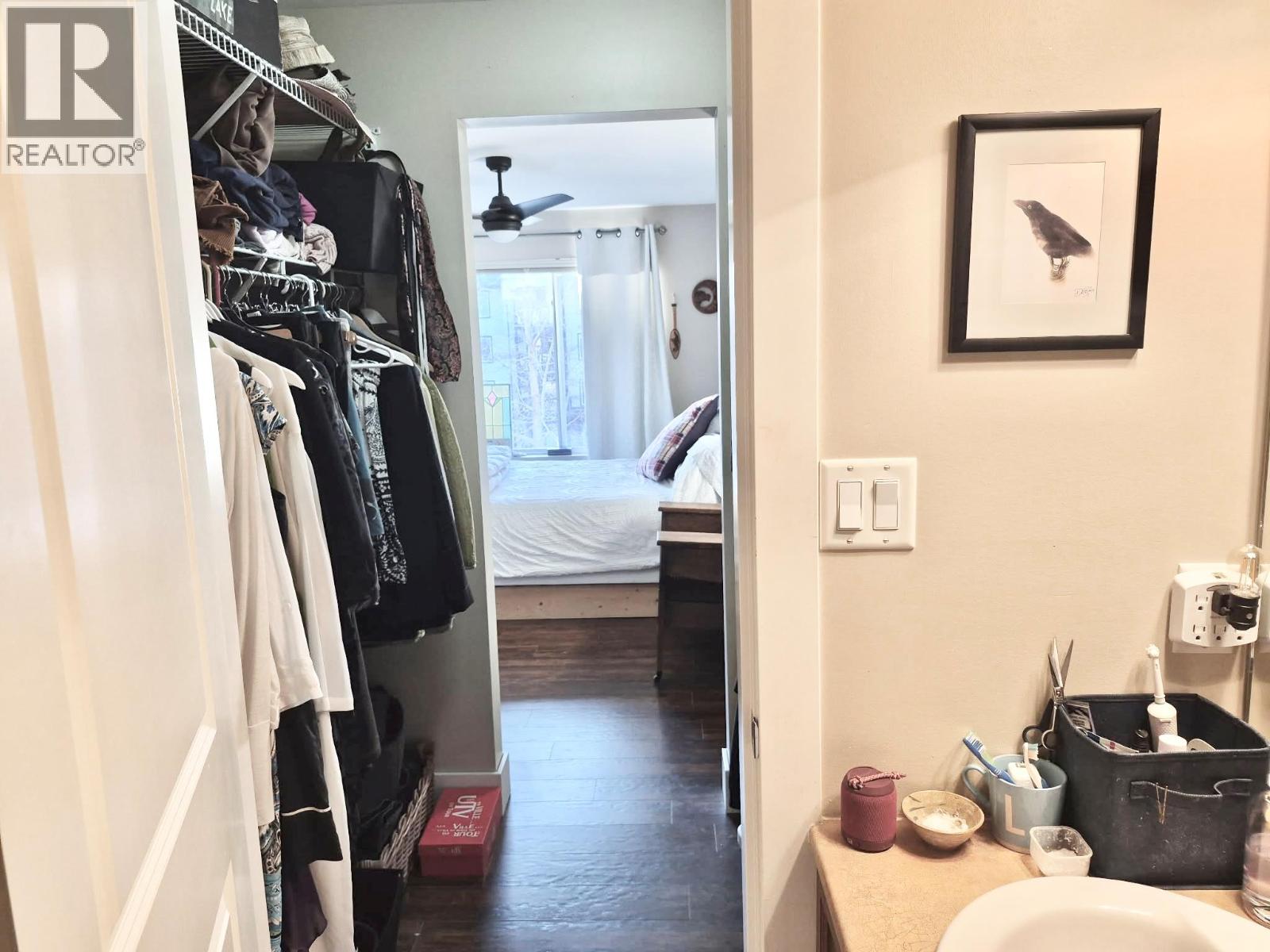 #318 246 HASTINGS AVENUE - 12