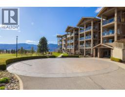 102 3545 Carrington Road, West Kelowna