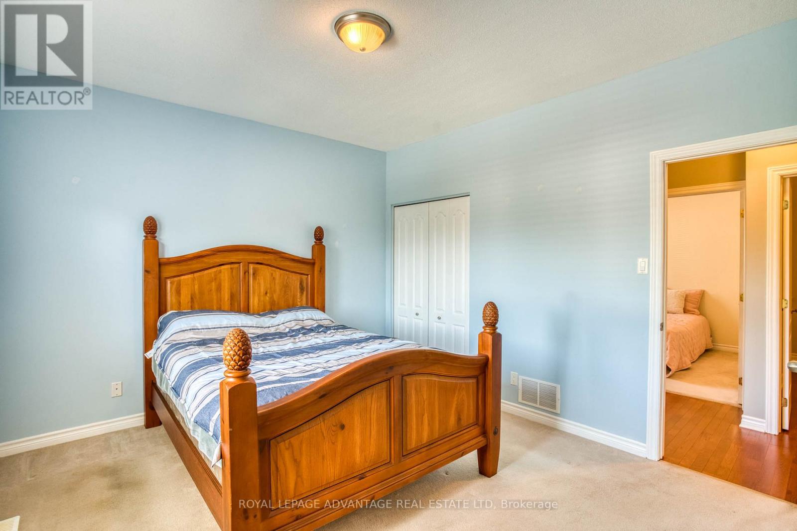 15 ANTONIO WAY - 24