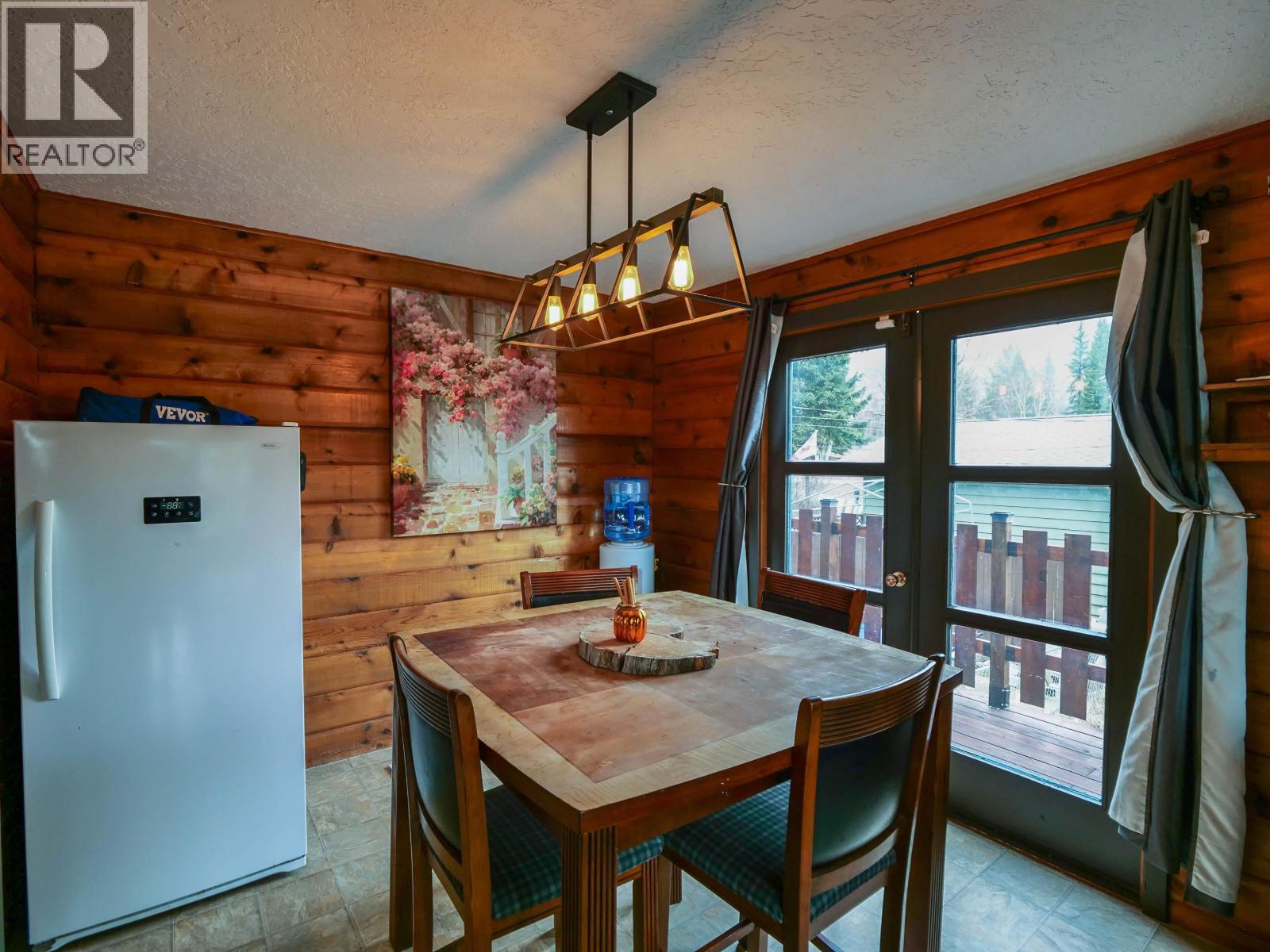 1344 LAKEVIEW DRIVE - 13