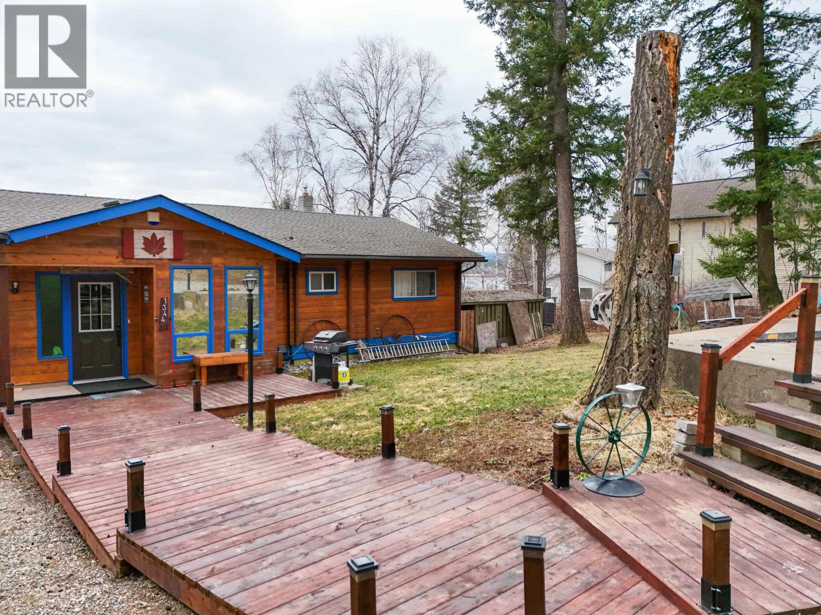 1344 LAKEVIEW DRIVE - 31