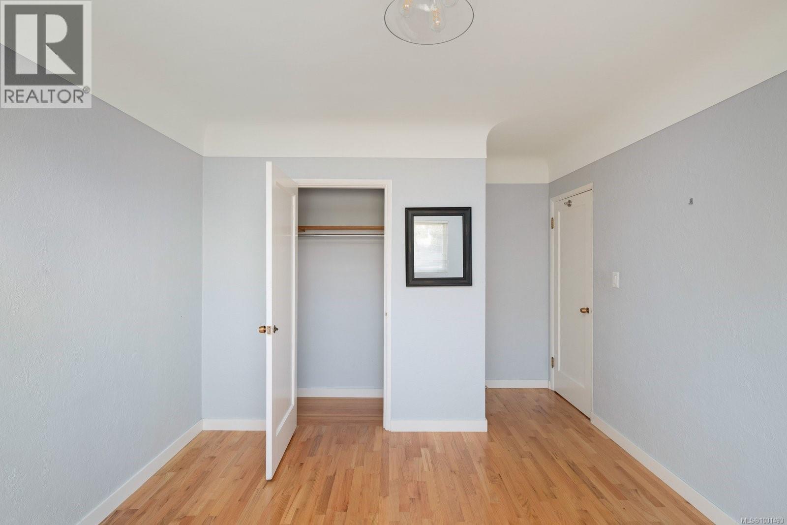 354 FOUL BAY RD - 12