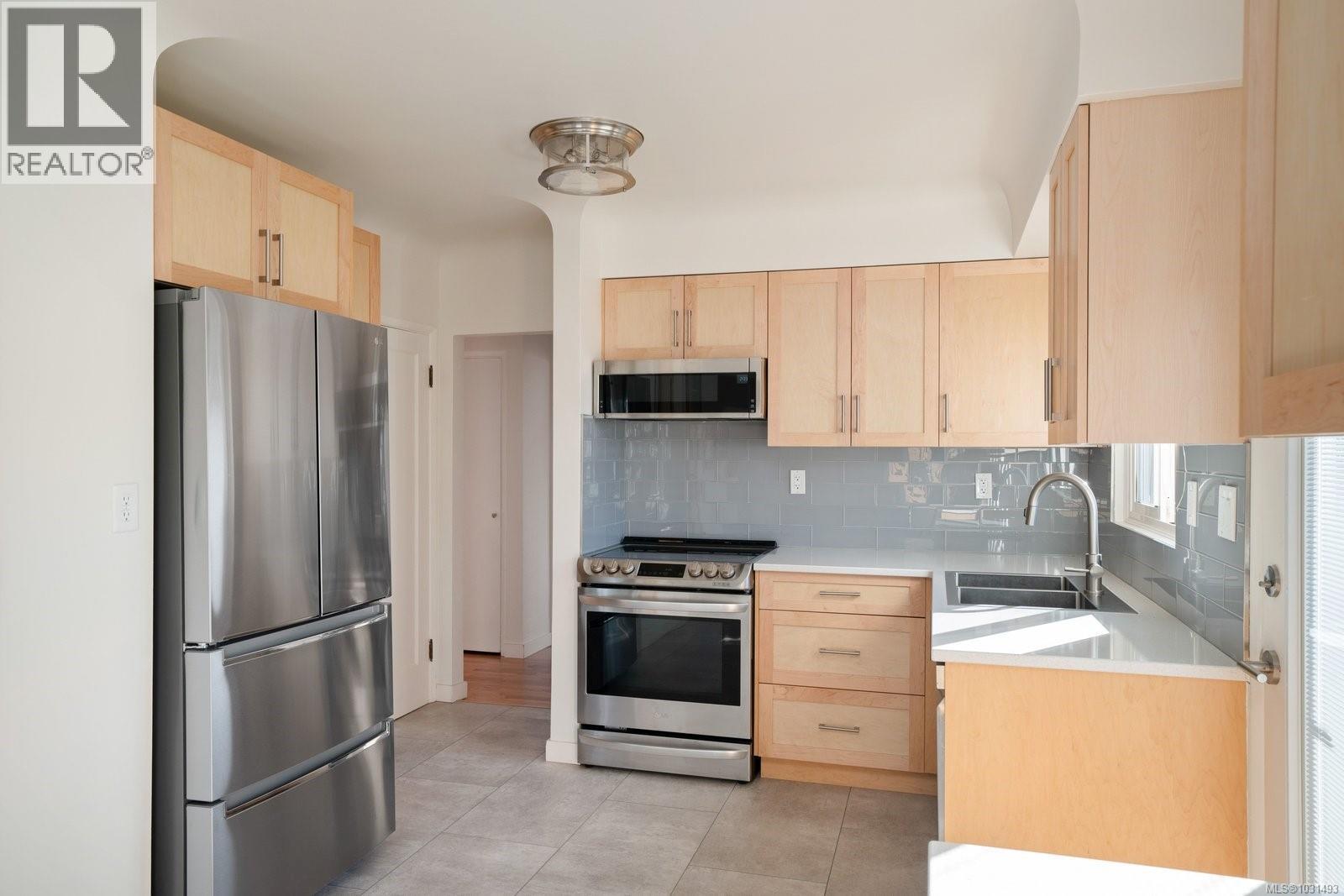 354 Foul Bay Rd - 4