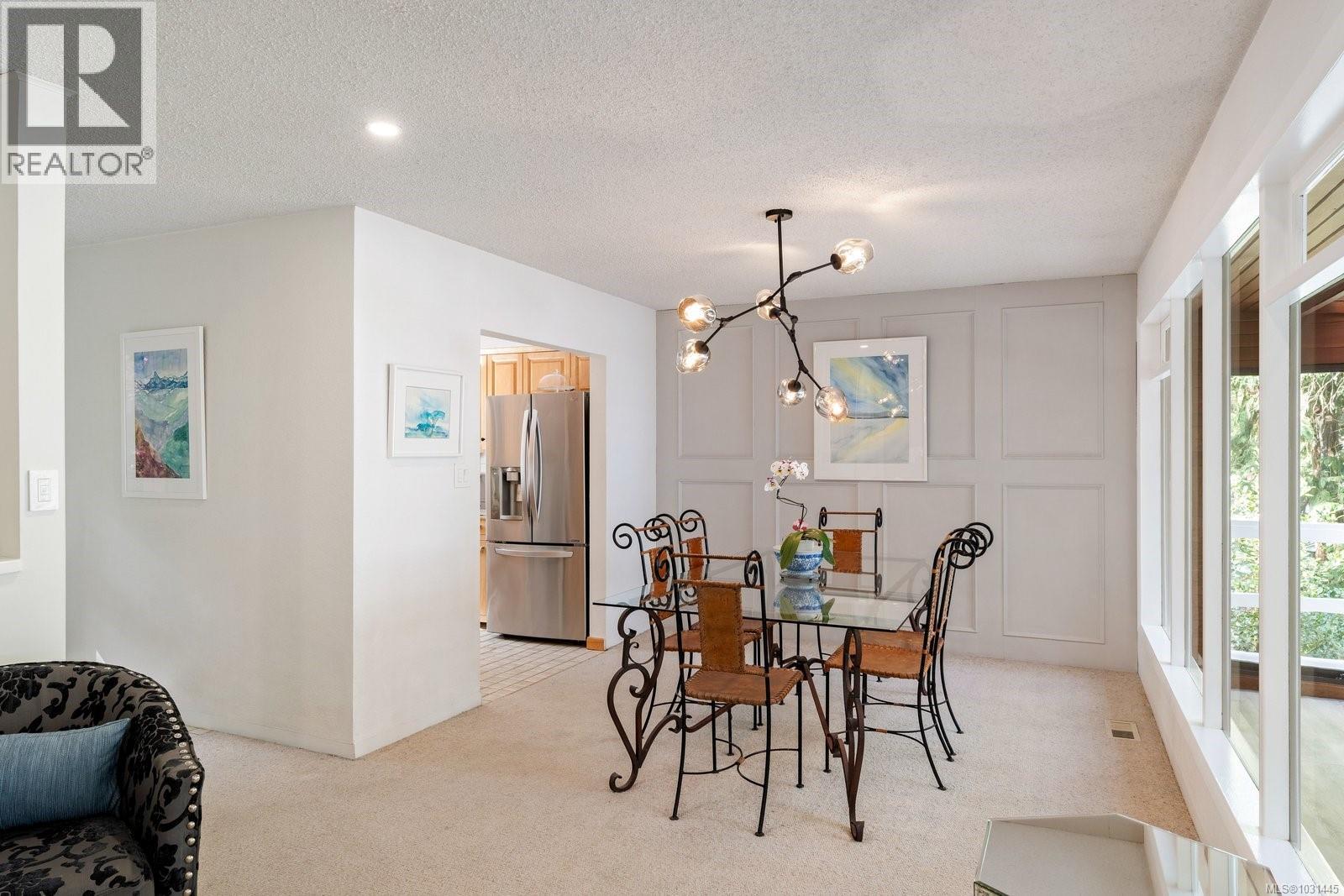 2320 Dolphin Rd - 12