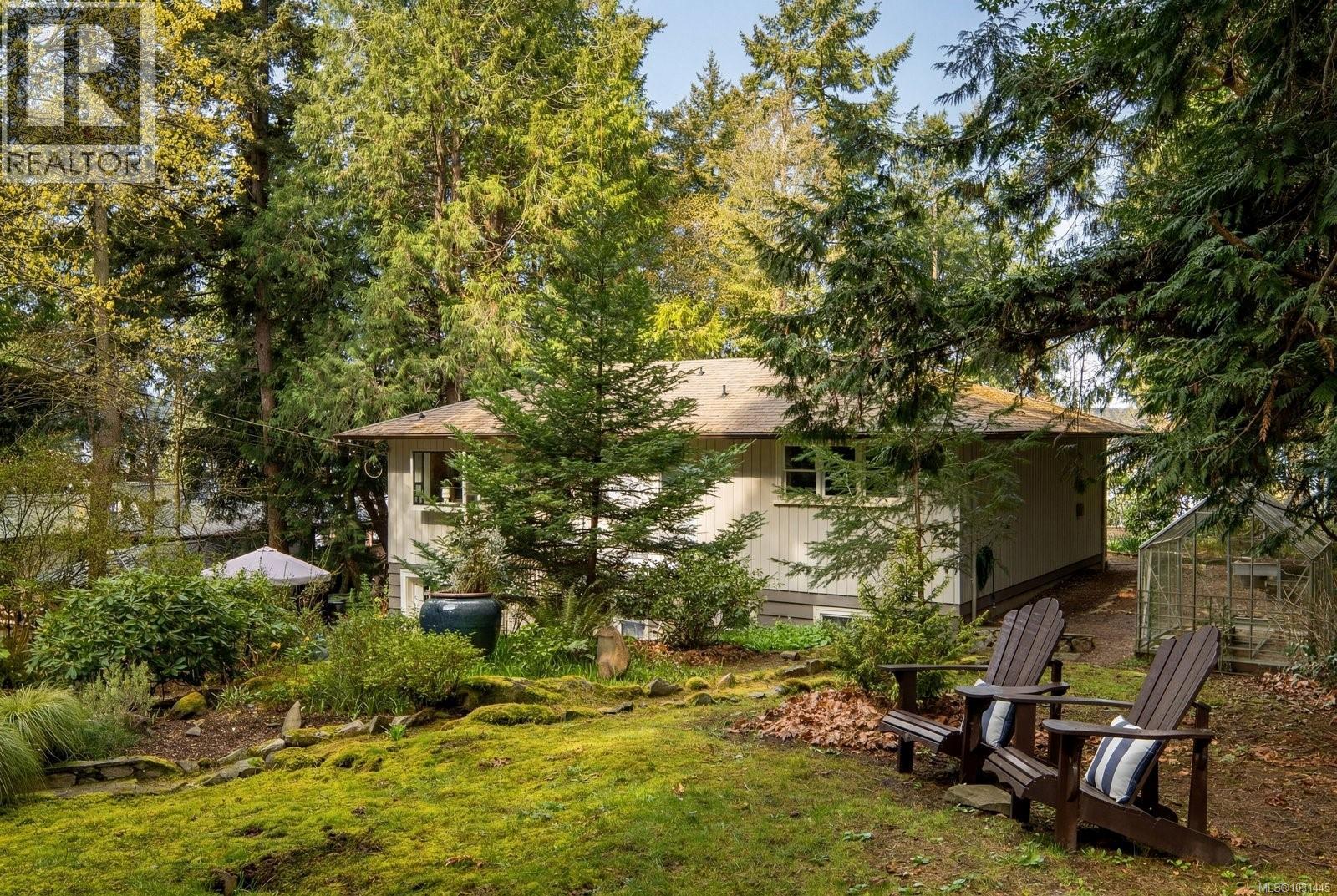 2320 Dolphin Rd - 36