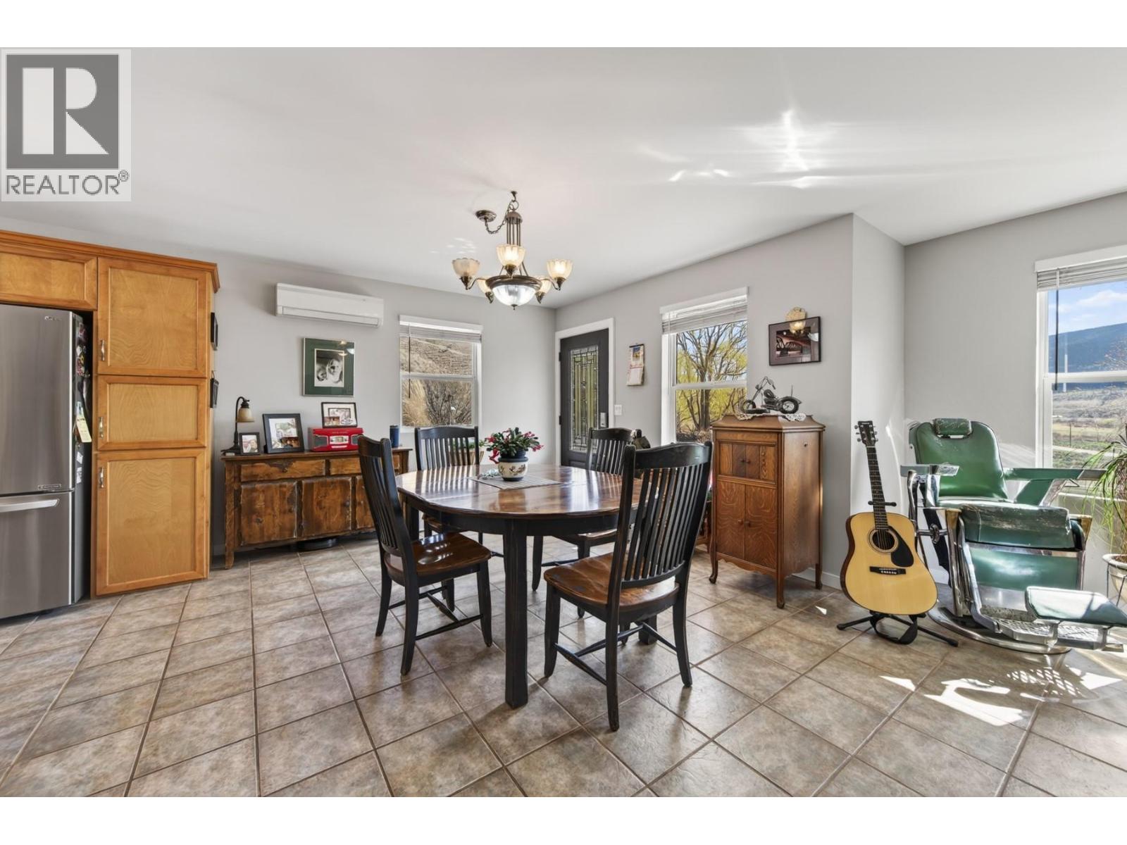 3876 Hills Frontage Road - 13