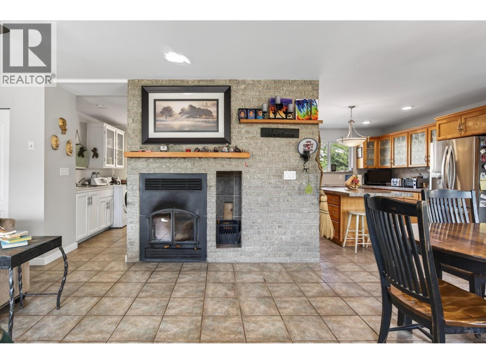 3876 HILLS FRONTAGE ROAD - 14