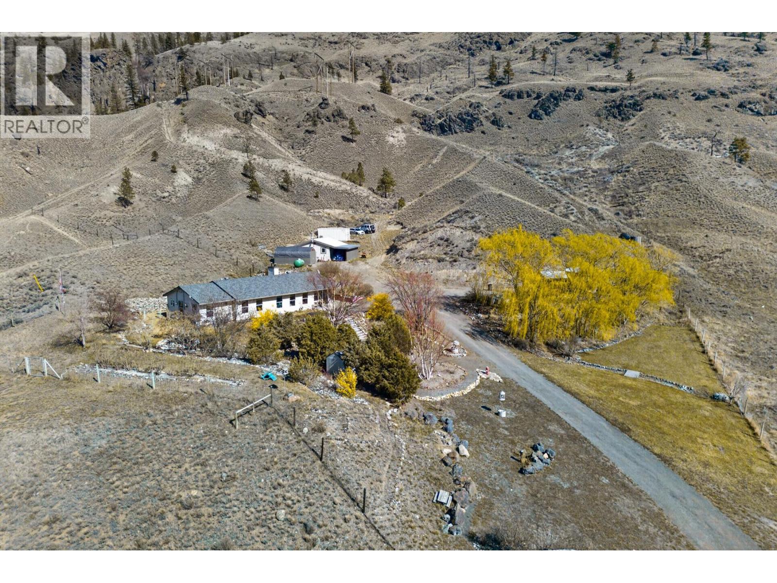 3876 Hills Frontage Road - 3