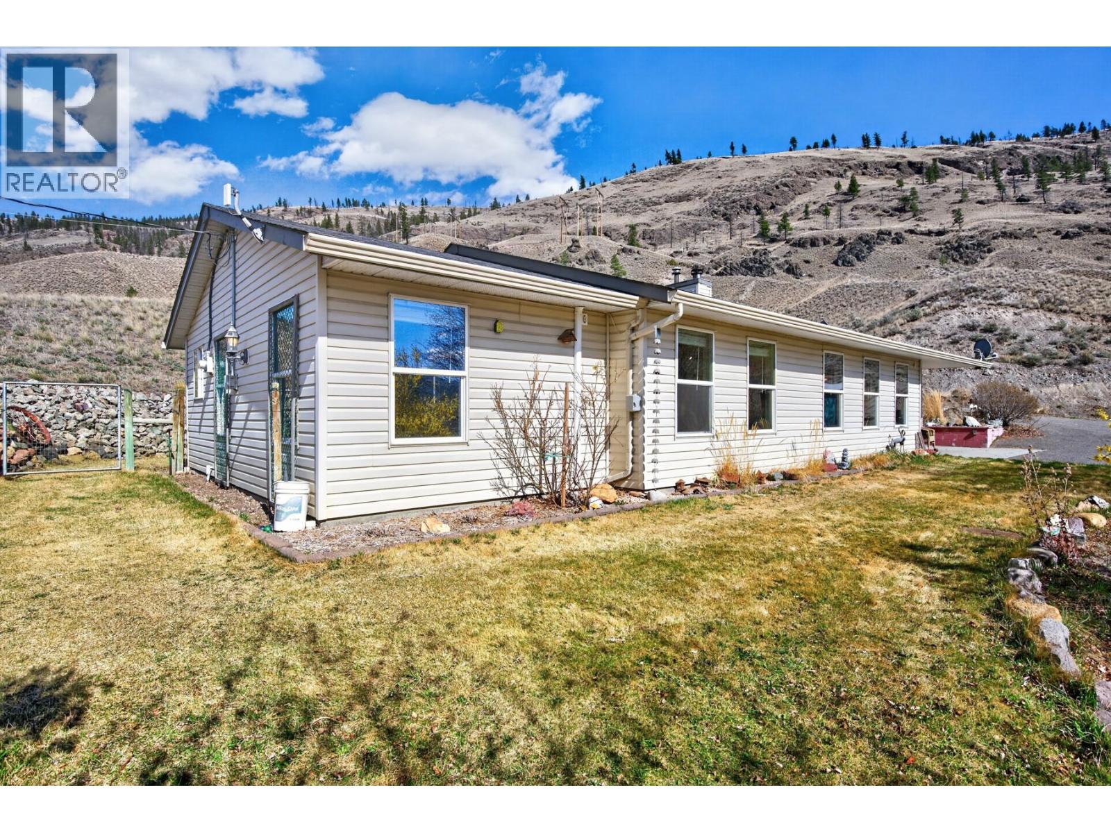 3876 Hills Frontage Road - 31