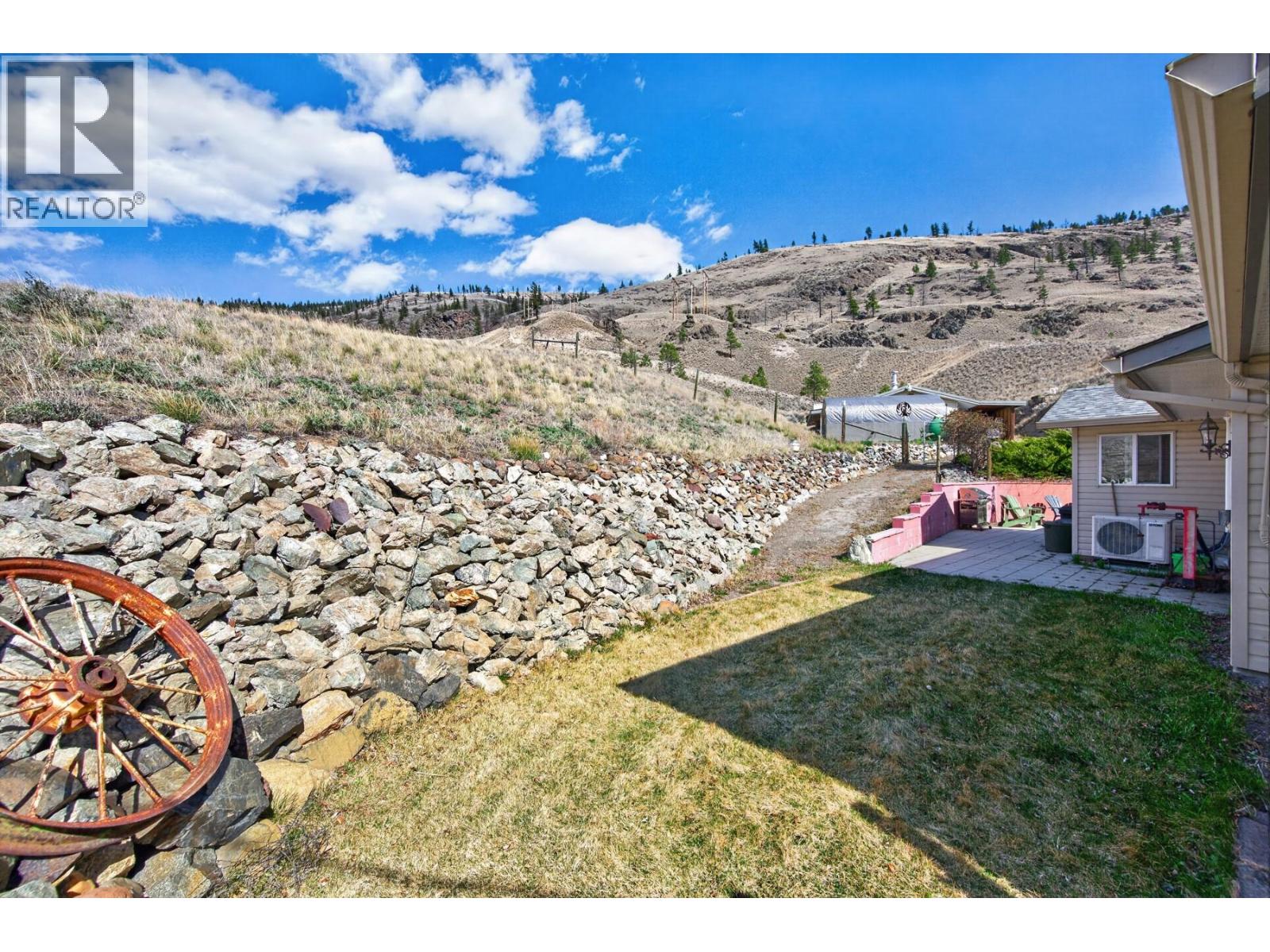 3876 Hills Frontage Road - 33