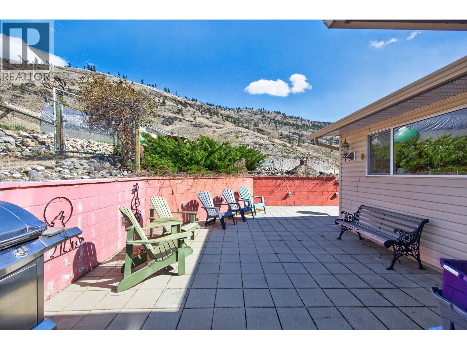 3876 Hills Frontage Road - 34