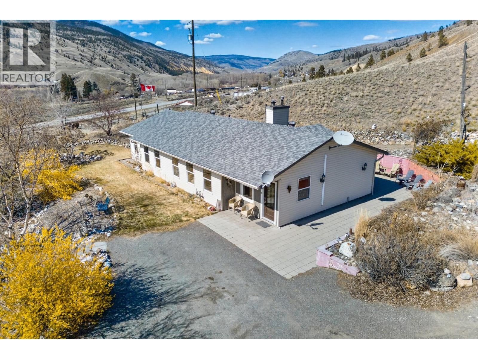 3876 HILLS FRONTAGE ROAD - 39