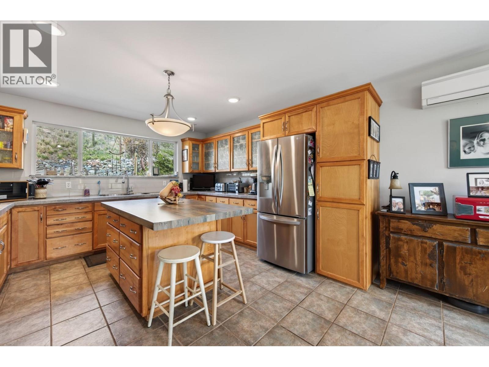 3876 Hills Frontage Road - 4