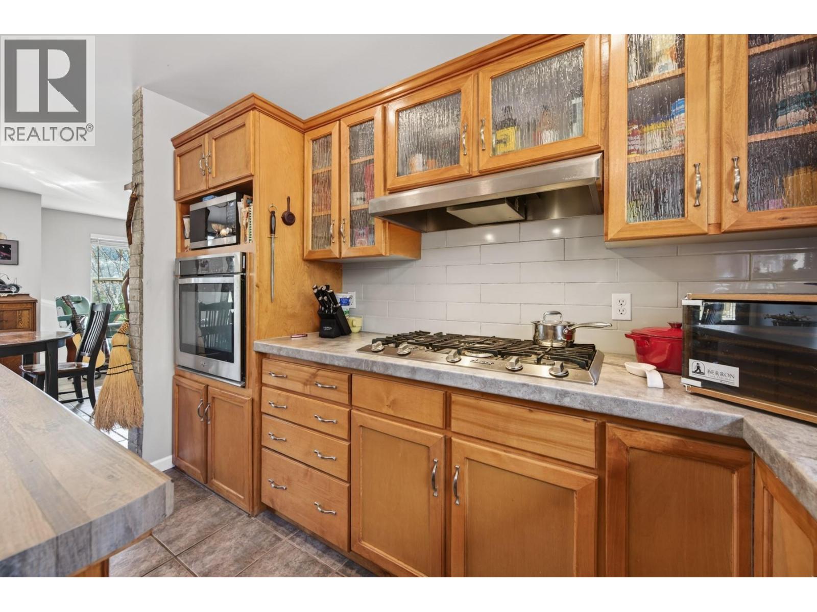 3876 Hills Frontage Road - 7