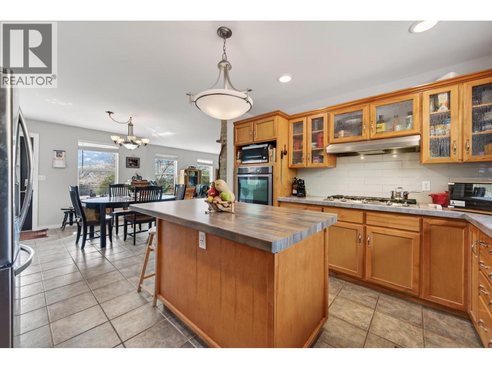 3876 Hills Frontage Road - 8