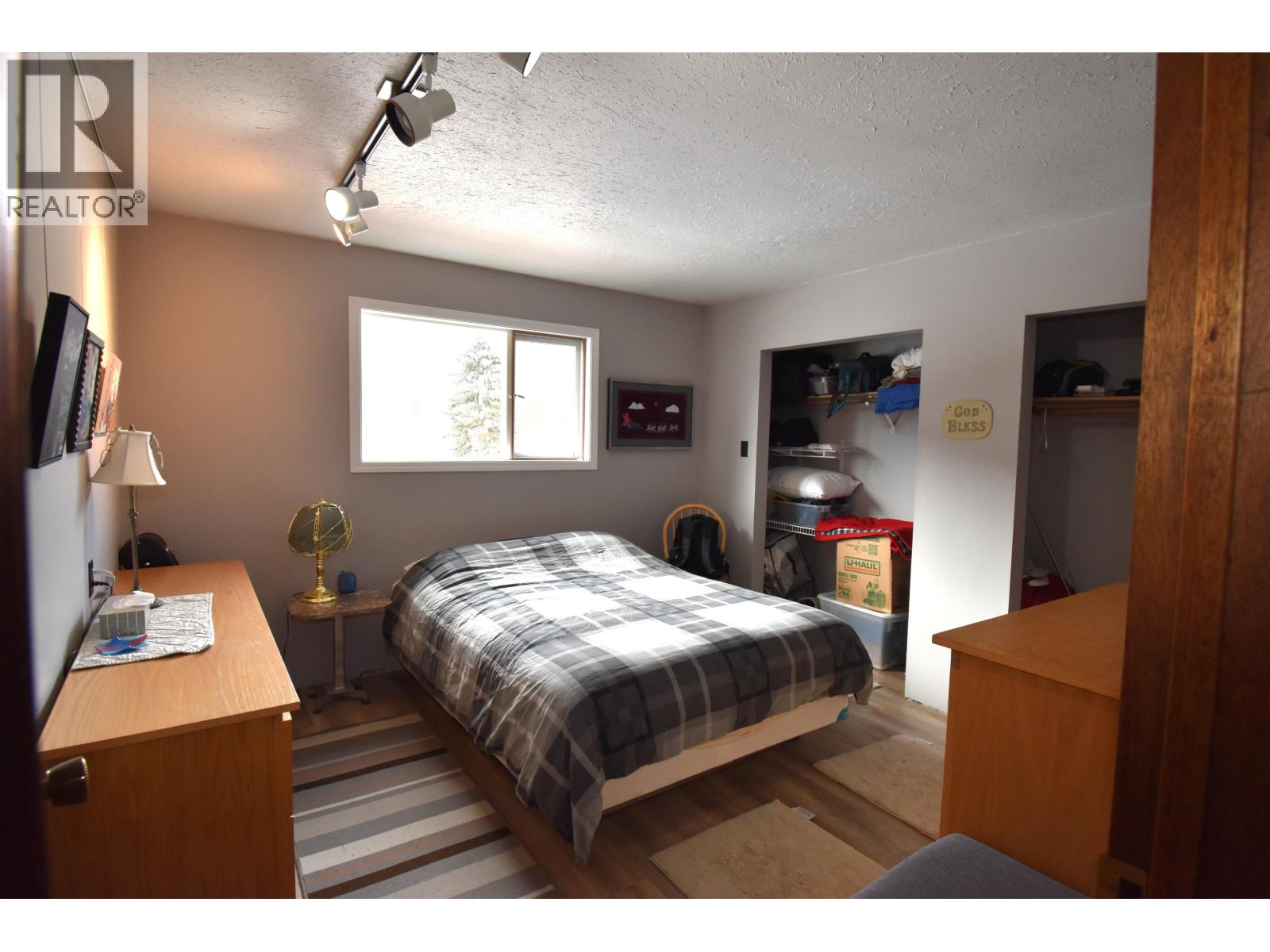 1055 HUDSON BAY MOUNTAIN Road, Smithers