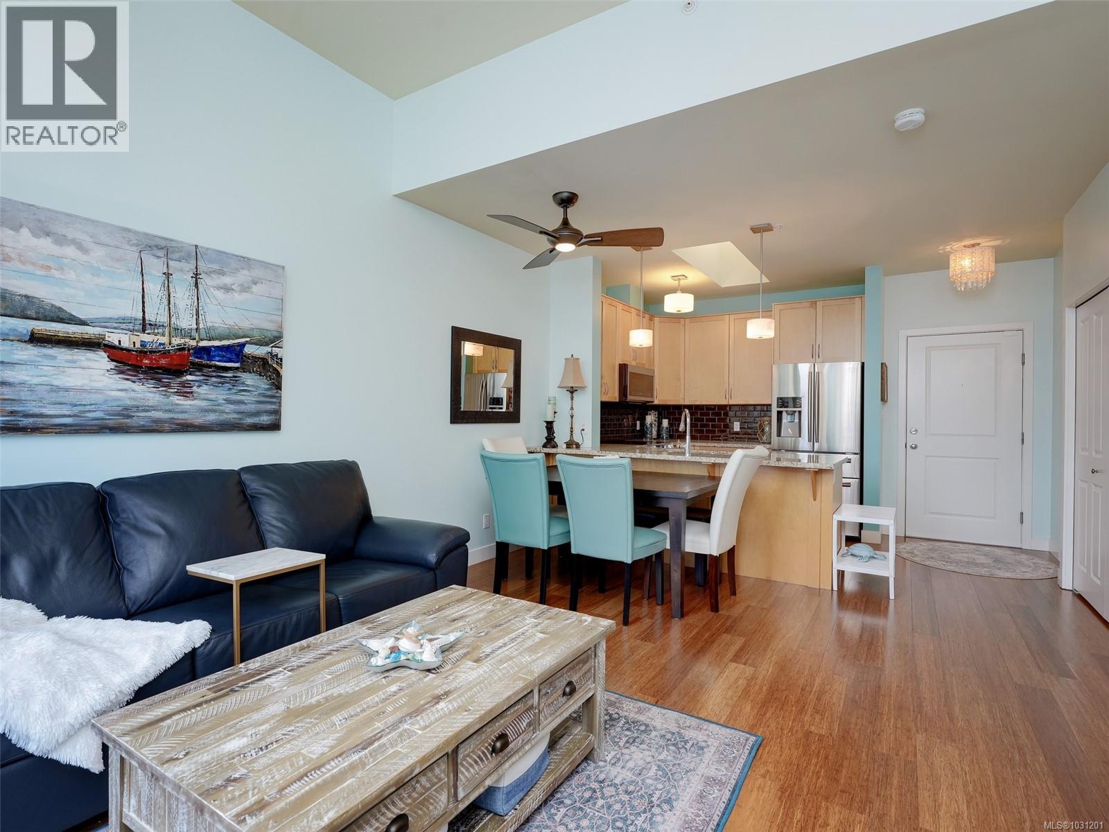 #408 611 GOLDSTREAM AVE - Image 2