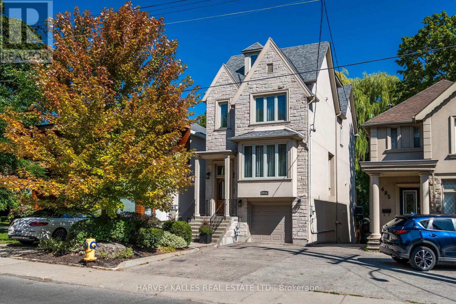 Listing photo of 487 SPADINA ROAD