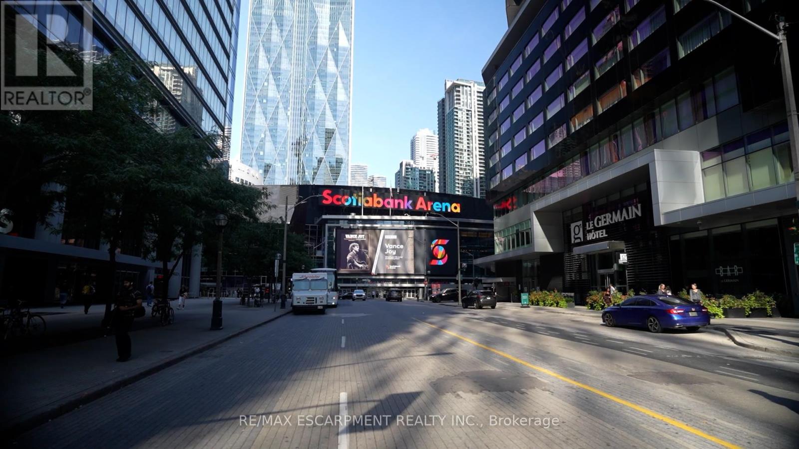 #3807 10 YORK STREET - 45
