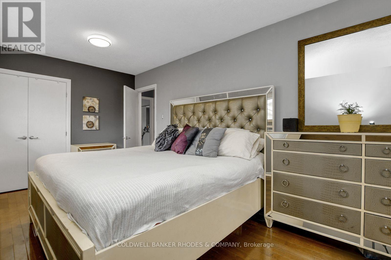 2424 HEATON AVENUE - 12