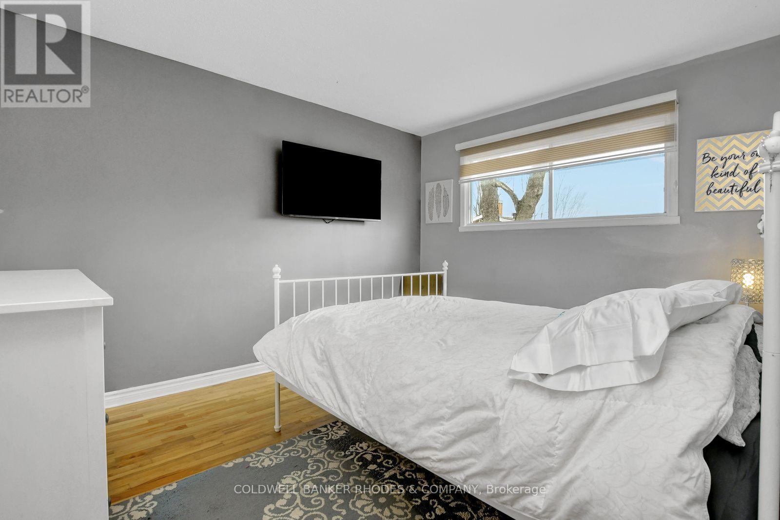 2424 HEATON AVENUE - 15
