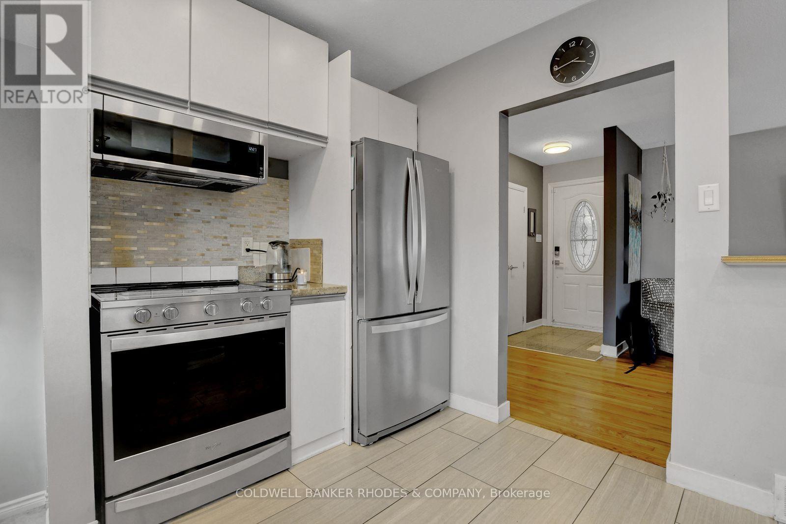 2424 HEATON AVENUE - 18