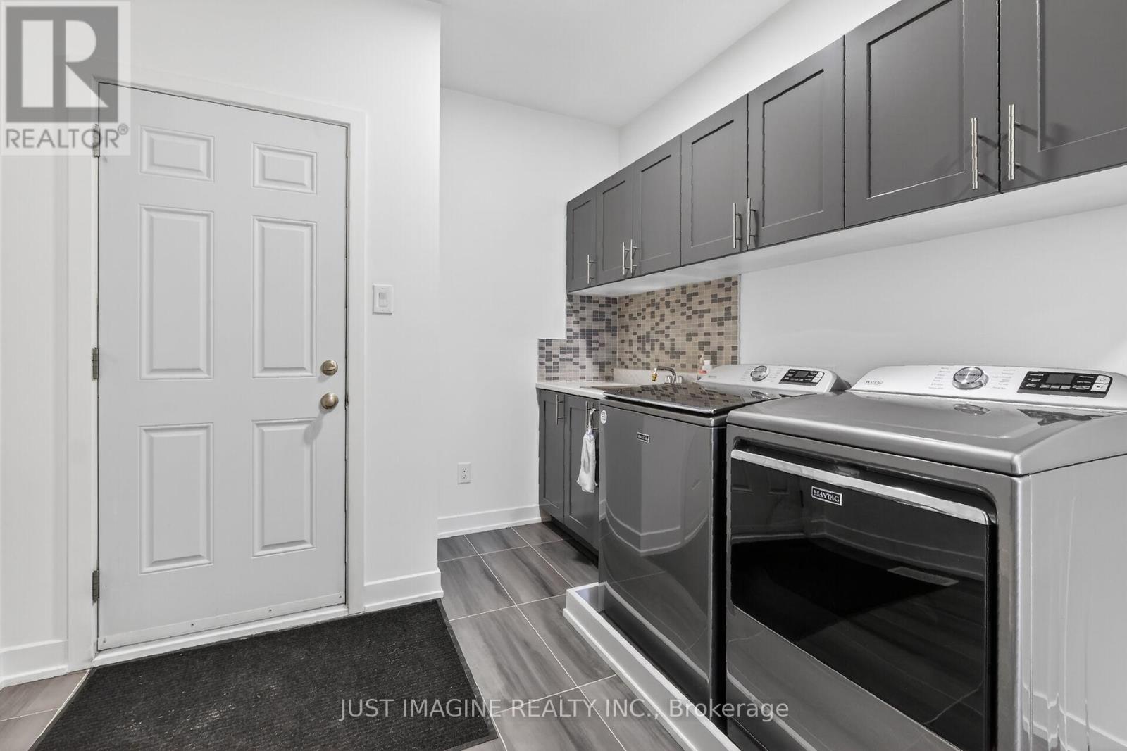 32 EDENBRIDGE COURT - 22