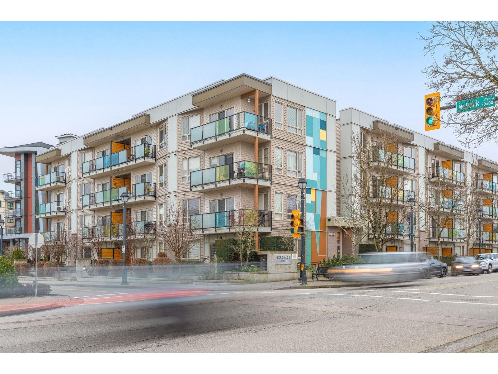 318 20460 DOUGLAS CRESCENT