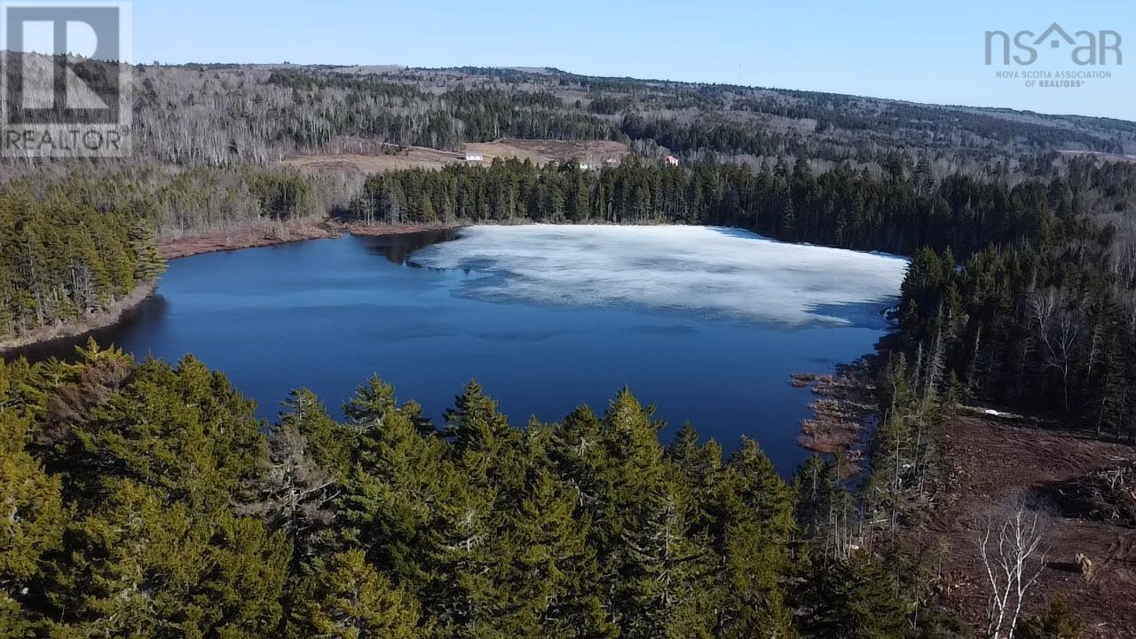 Property 5 of 10 of Lakelands Road