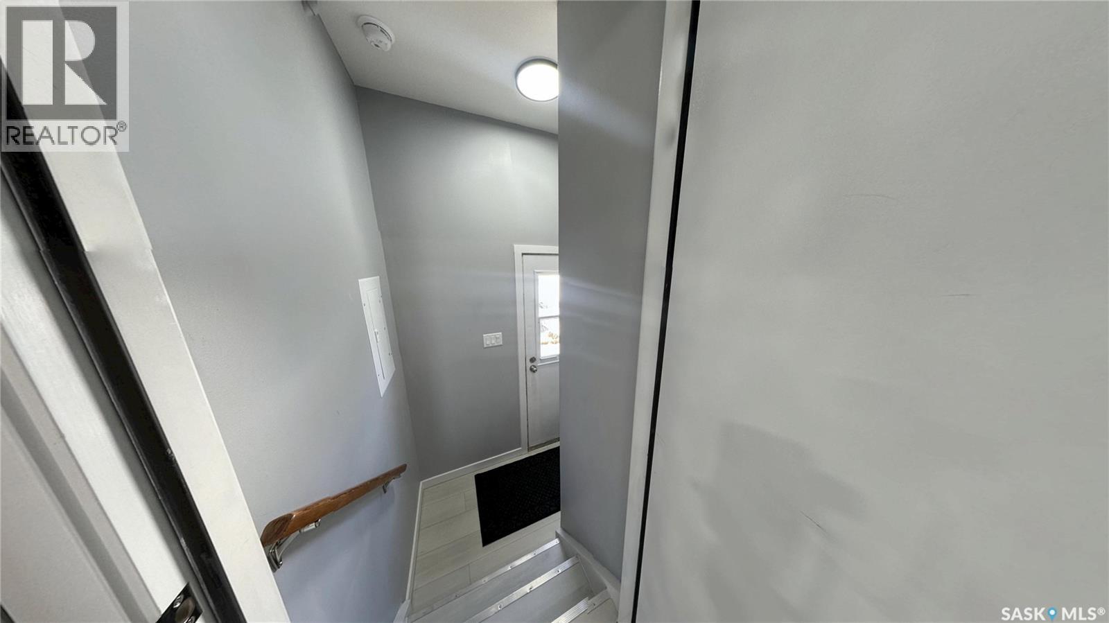 1607 9TH AVENUE N - 21