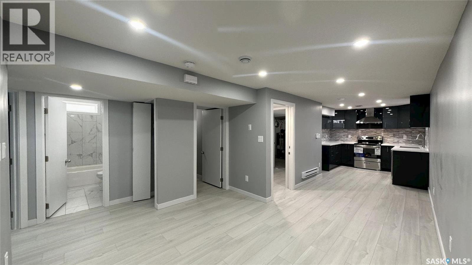 1607 9TH AVENUE N - 35