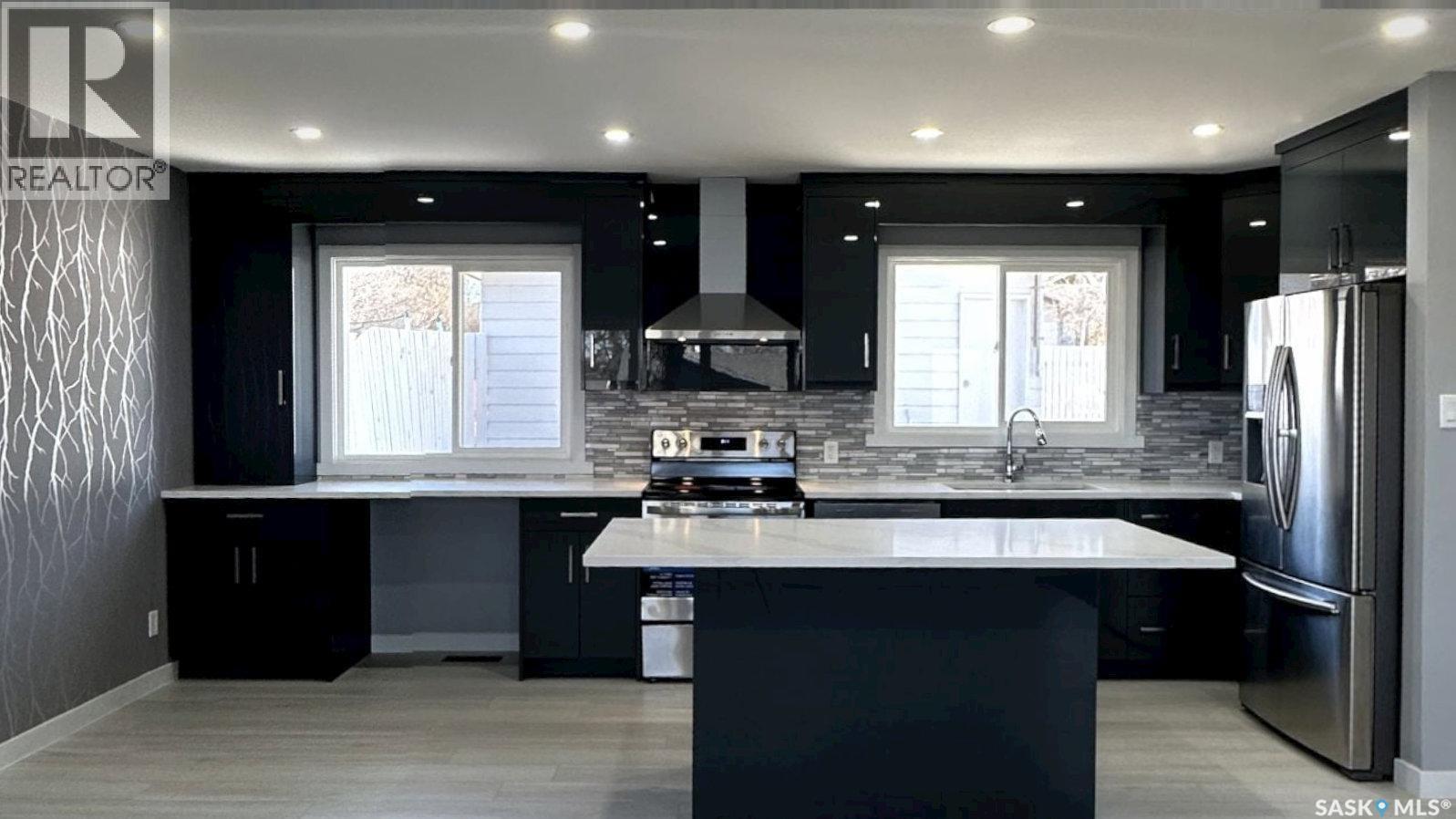 1607 9TH AVENUE N - 5