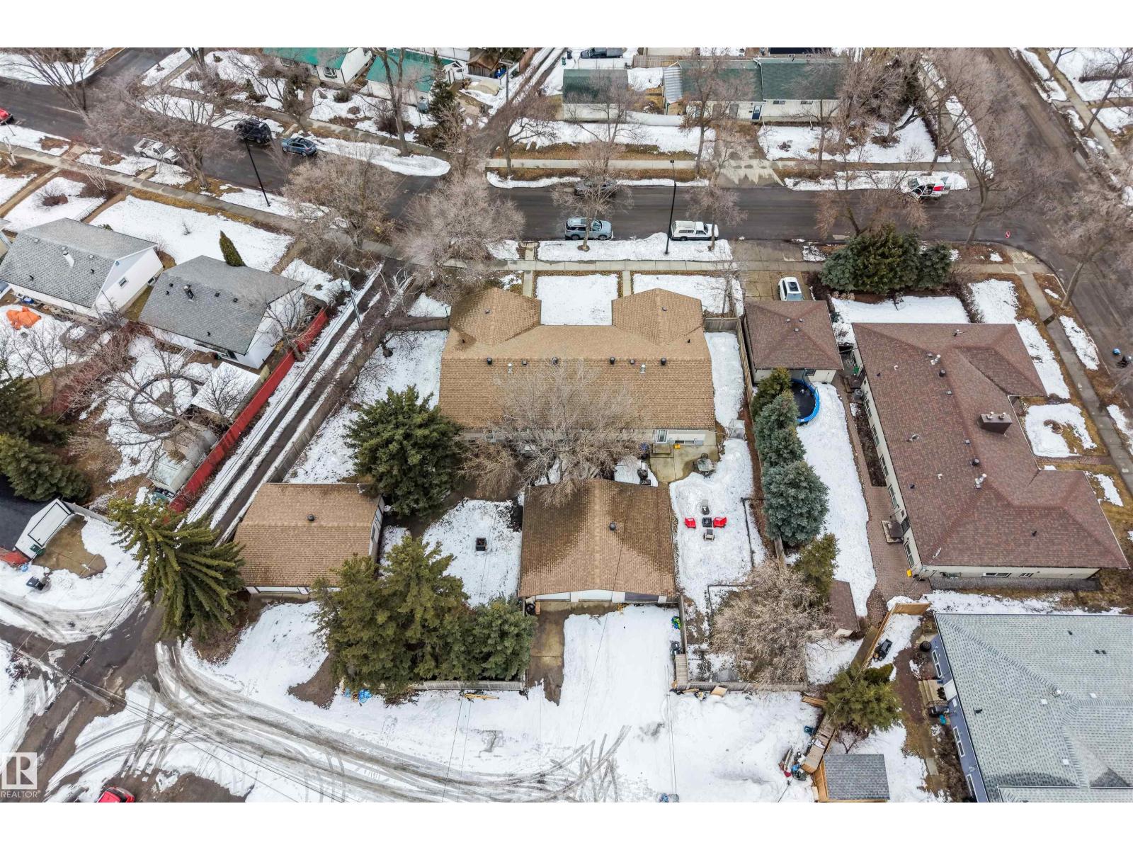 13804 13808 119 AV NW, Edmonton