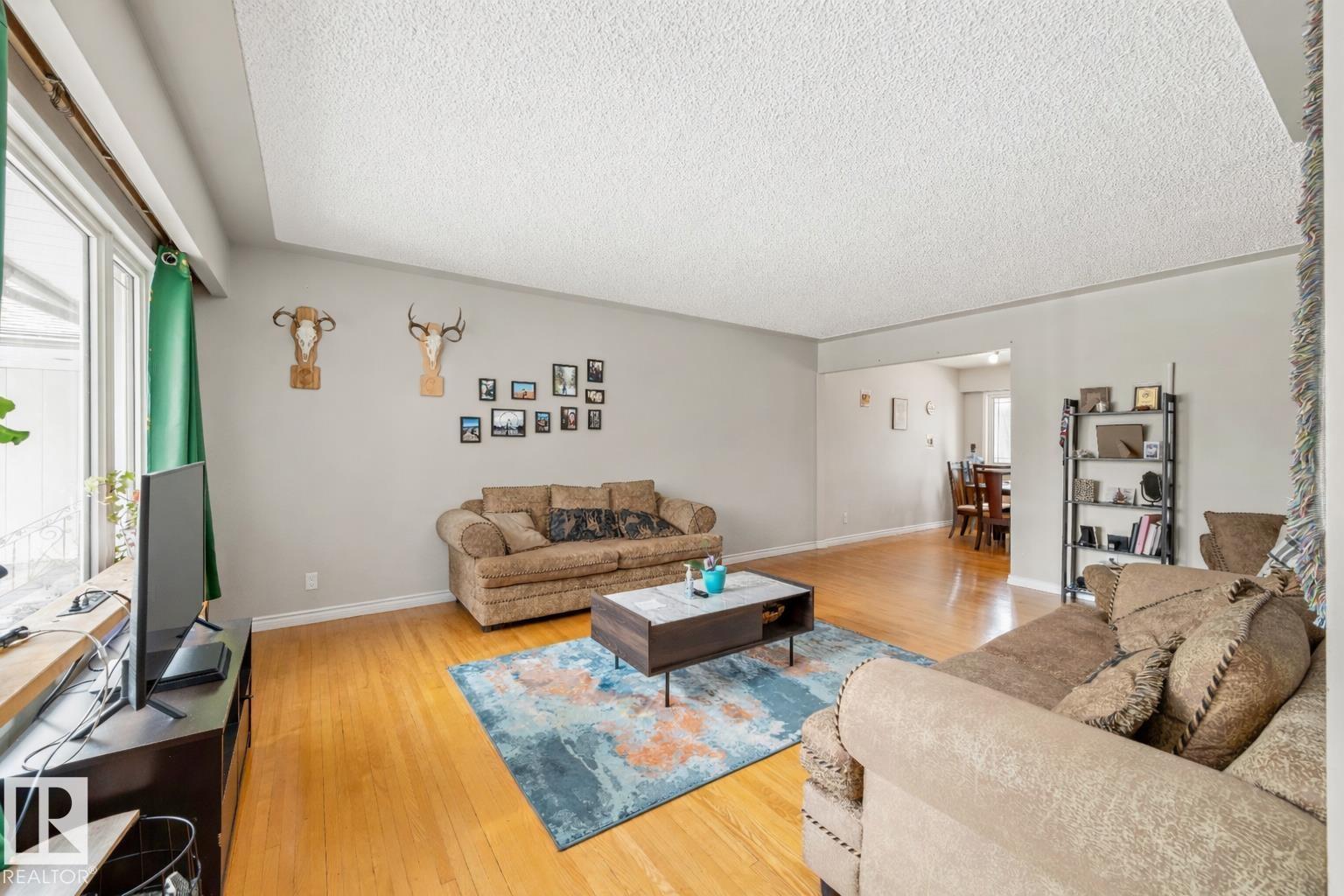 13804 13808 119 AV NW, Edmonton