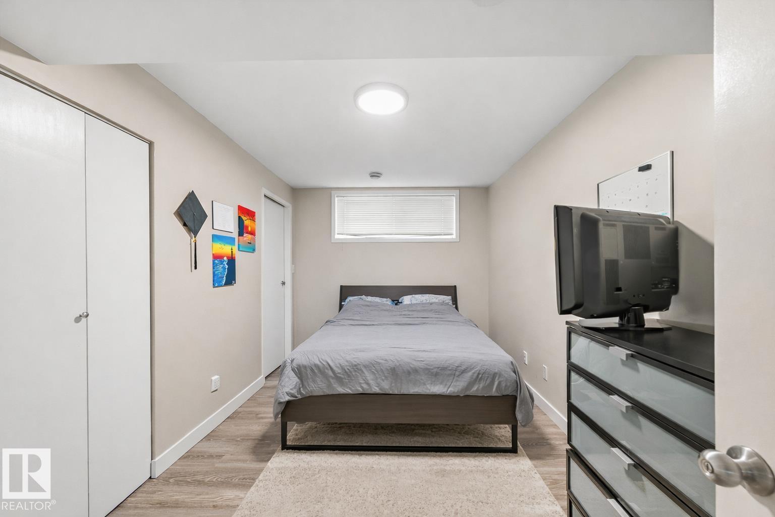 13804 13808 119 AV NW, Edmonton