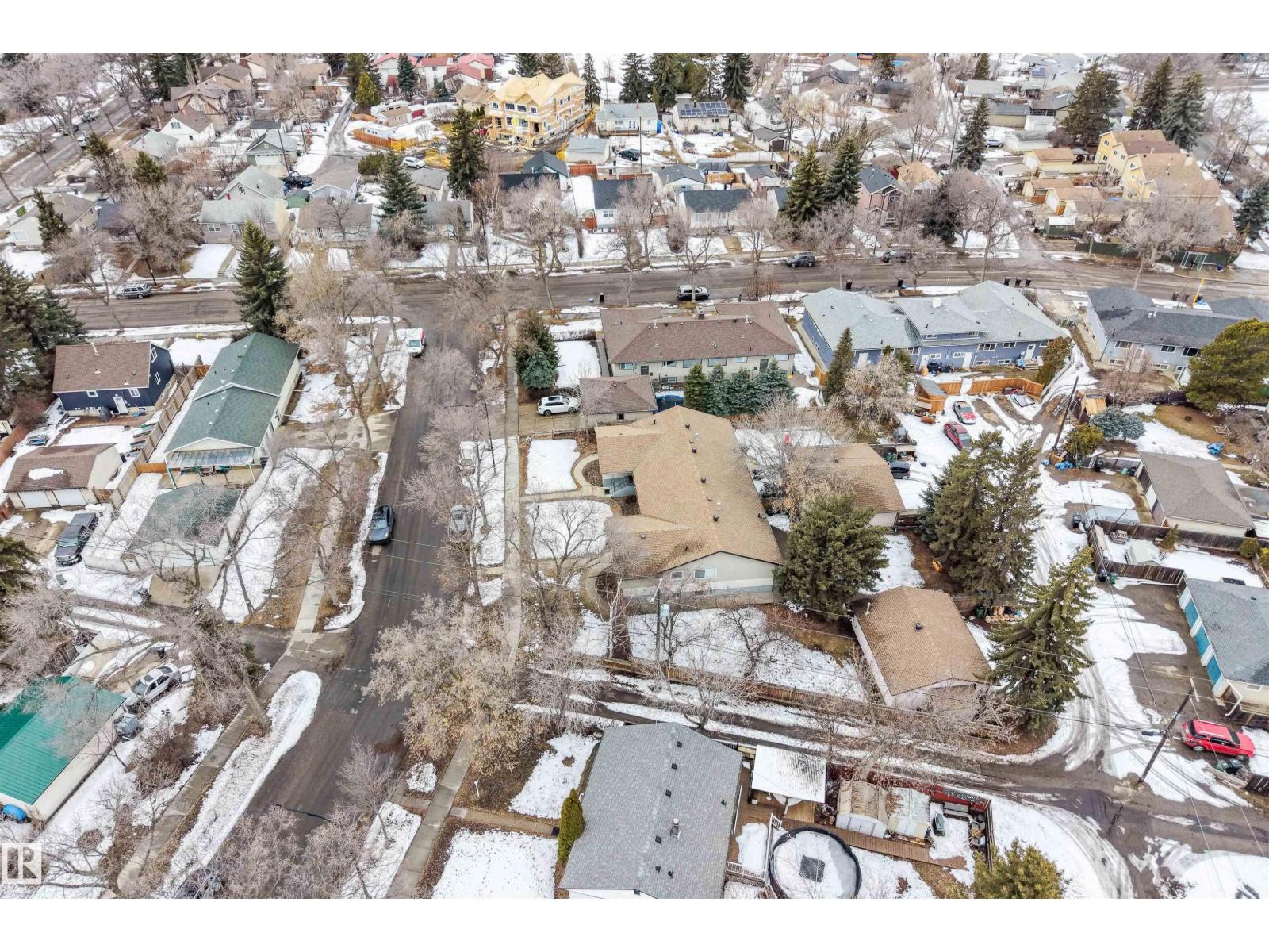 13804 13808 119 AV NW, Edmonton