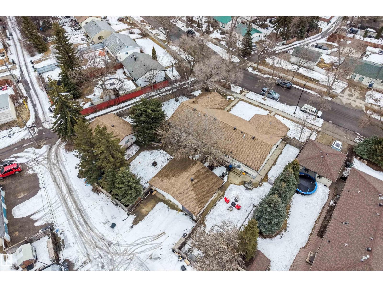 13804 13808 119 AV NW, Edmonton
